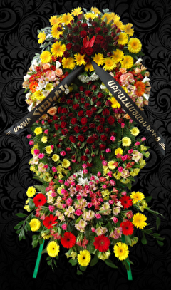 Gorgeous and big wreath