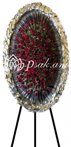 Овальный венок с лавровыми листьями