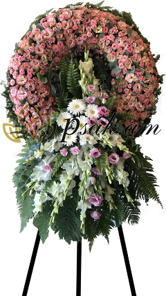 Arch shape wreath with spray Roses and Lisianthus 