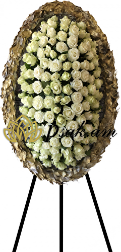 Траурный Венок с Белыми Розами